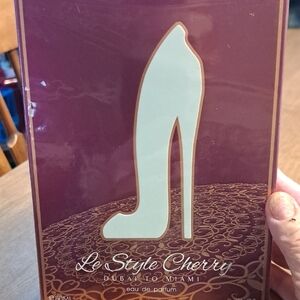 Le Style Cherry Eau de Parfum Dubai To Miami